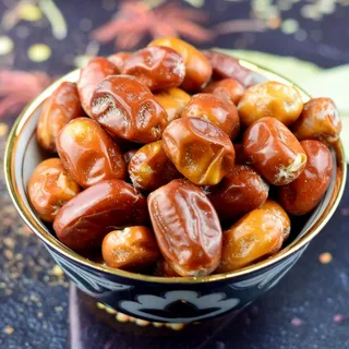 تصویر 2 از خرما زاهدی سارا محصولی ماندگار برای سبد خشکبار فروشگاهی